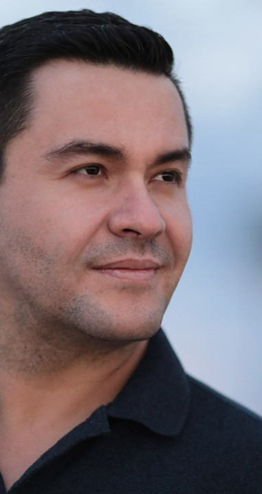 Sergio Magana is author of the book - "The Toltec Secrests - Sergio Magana teaches the Dreaming Practise of the Ancient Mexicans."Since working in Mexico for a year wanted to connect on the dream practices. 
I found a course which included Healing Dream States and the power to transform reality and manifest desires. Some of the healing dream states are what I like to paint. 
